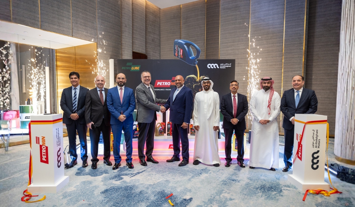 Al Abdulghani Motors Signs Agreement to Distribute Petromin Lubricants in Qatar